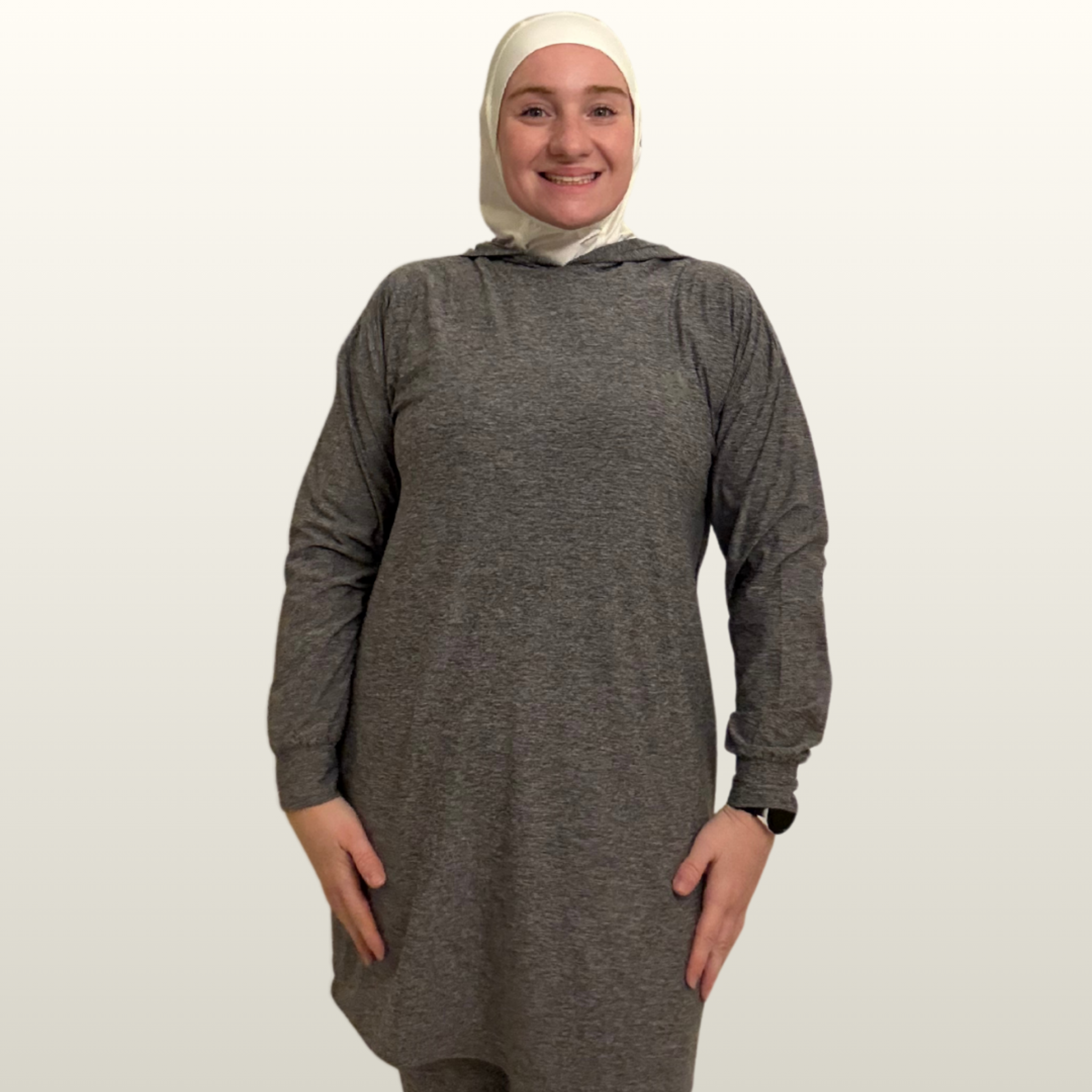 Modest Movement Coord Set – Hooded Top + Relaxed Workout Pants in Gray