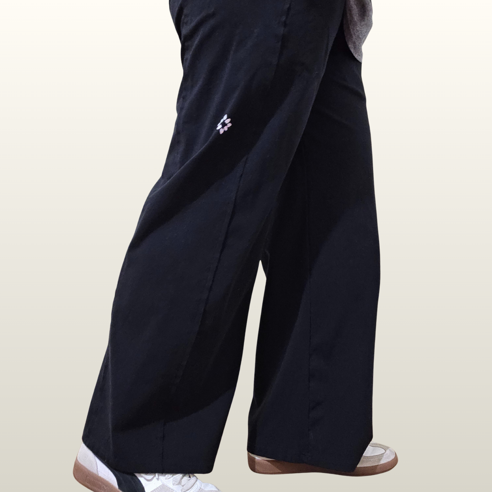 The Wide Leg Pant in Black