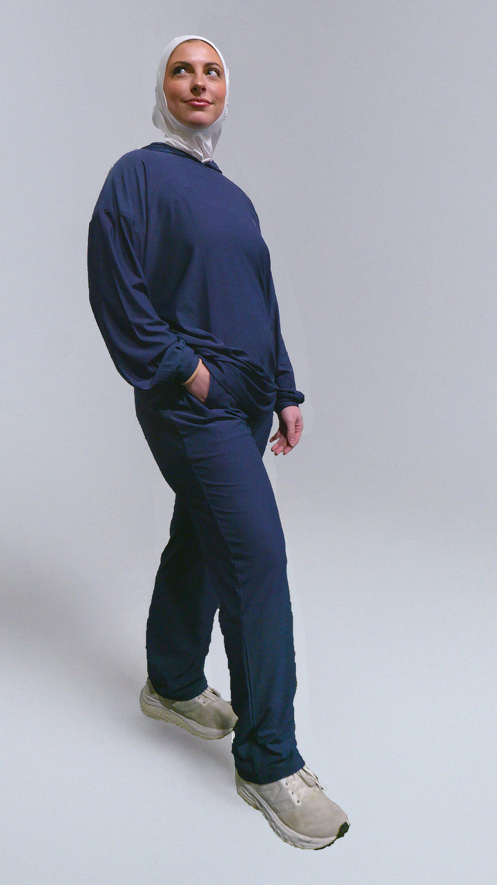 The Relaxed Workout Pants in Navy